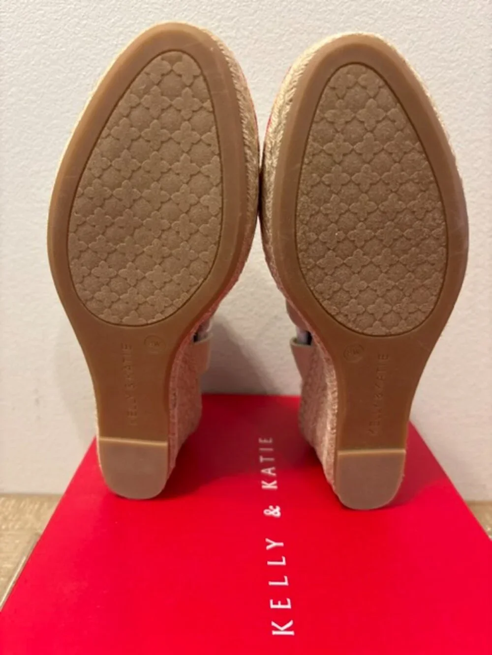 NEW Kelly & Katie Kenedy Espadrille Wedge Sandals Pink Size: Wide Width 8 or 8.5